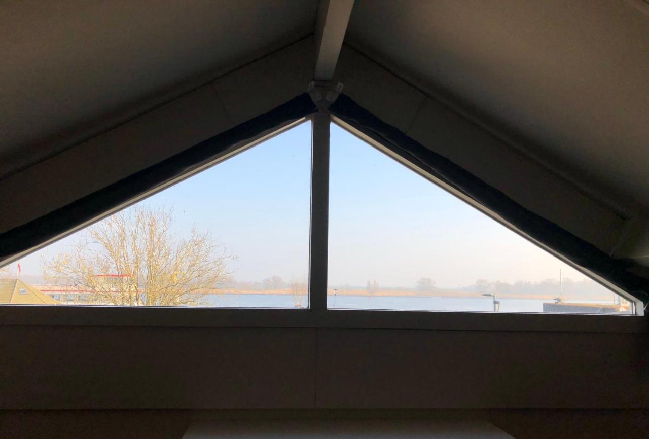 Bed And Breakfast De Biesbosch - In 'T Riet Drimmelen Zewnętrze zdjęcie